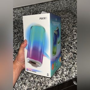 JBL PULSE 5 
$100
free delivery lmk